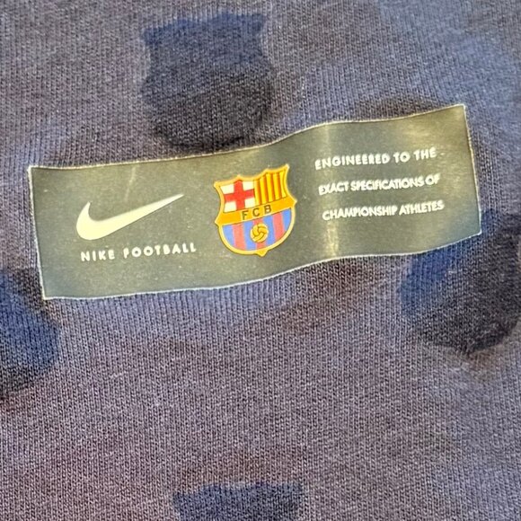Nike‎ FCB Forca Barca Bracket Barcelona Shadow Logo Pattern T-Shirt XXL - Picture 7 of 8